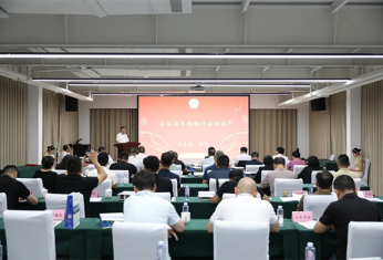 山東省不銹鋼行業(yè)協(xié)會(huì)二屆二次理事會(huì)在偉業(yè)園區(qū)召開
